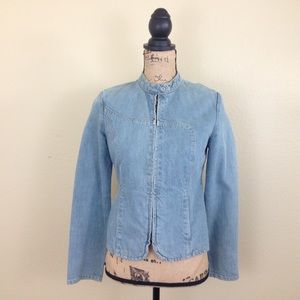 Blue wash Gap denim coat with buttons
